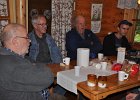 Kaffepaus2  Kaffepaus. Folke OH6NVT, Roy OH6LW, Per-Åke OH6BD och (okänd) sitter och ljuger för varandra