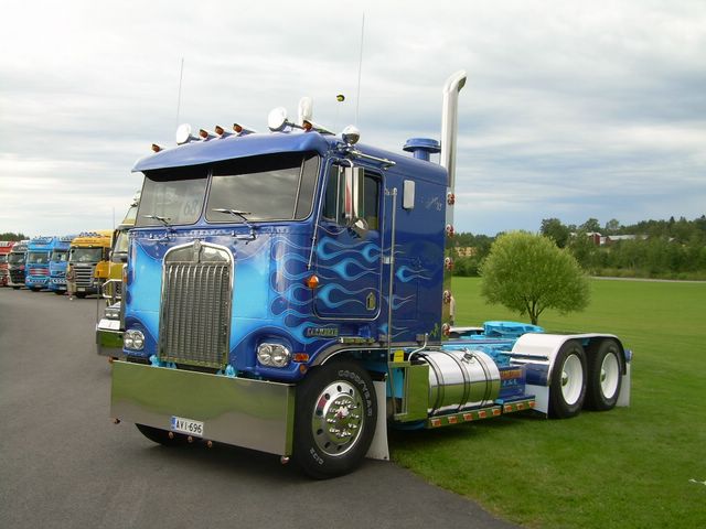 kenworth show trucks